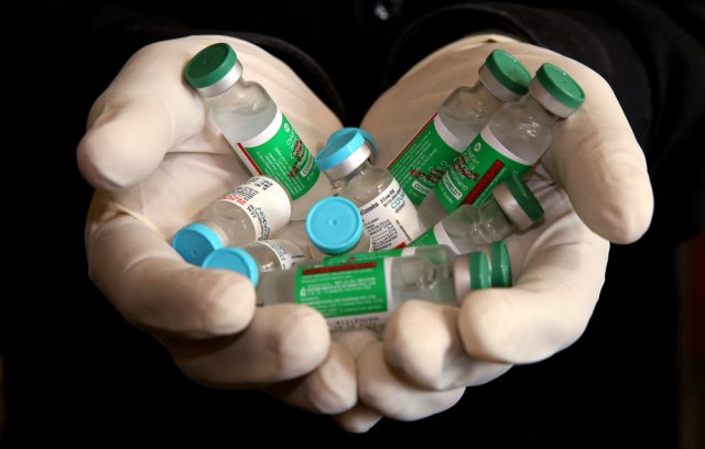Da li æe FDA dozvoliti mešanje vakcina?